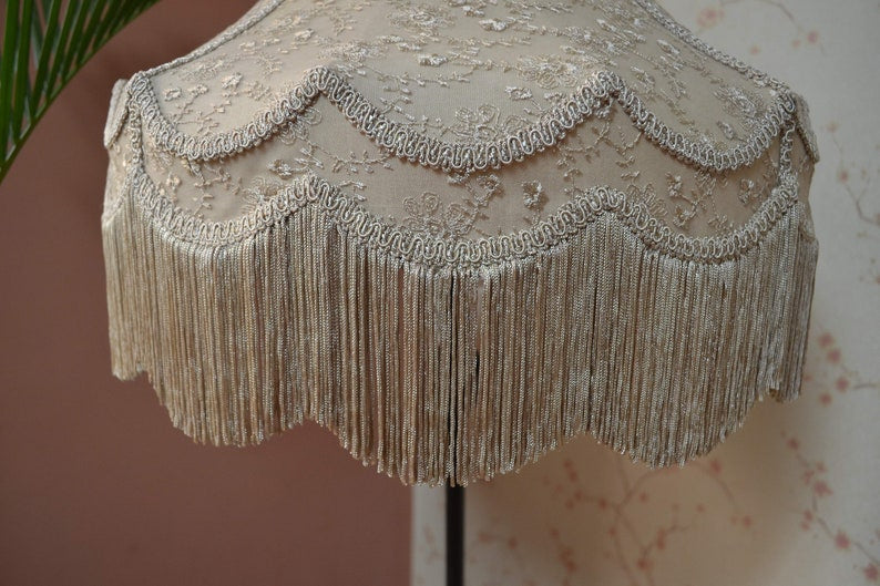 Beige Champagne Floral Scallop Fringe Lampshade