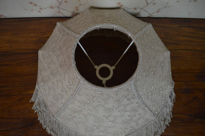 Beige Champagne Floral Scallop Fringe Lampshade